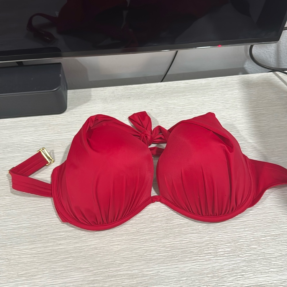 Bathing suit top